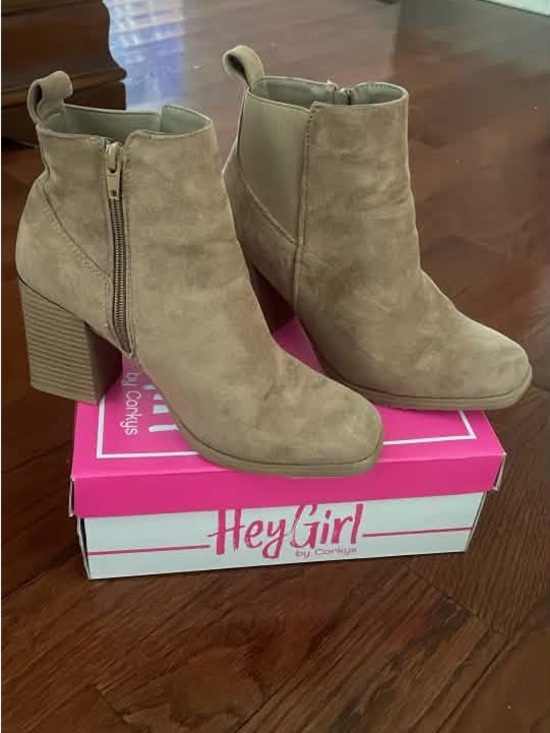 Pierre Dumas Shoes - Pierre Dumas Taupe Suede Block Heel Ankle Boots
